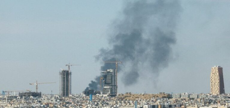 Iran oo iska fogeysey masuuliyada weerarka Sucudiga
